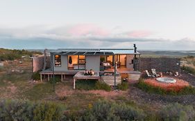 Aviary Hills Luxury Hideaway